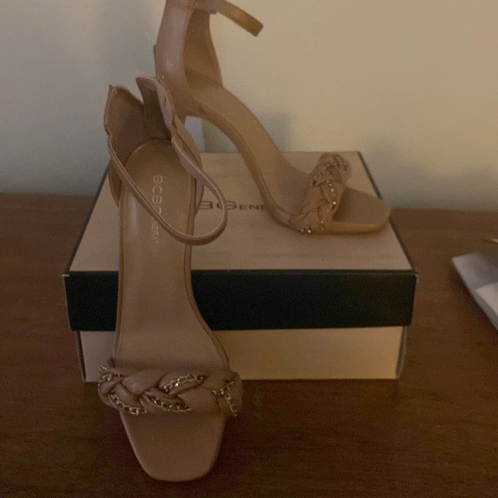 BCBG heels